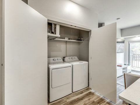 1665 Midtown Pl 140-24