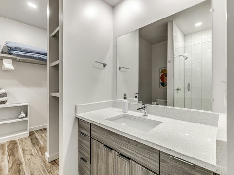 1665 Midtown Pl 140-44