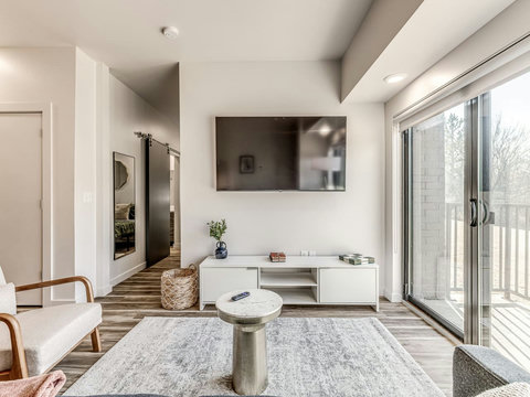 1665 Midtown Pl 140-31