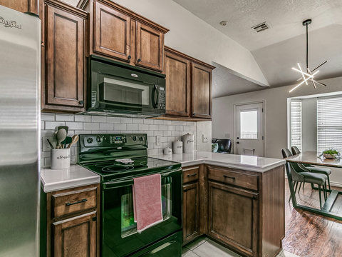 5917 SE 78th-32