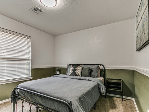5917 SE 78th-44