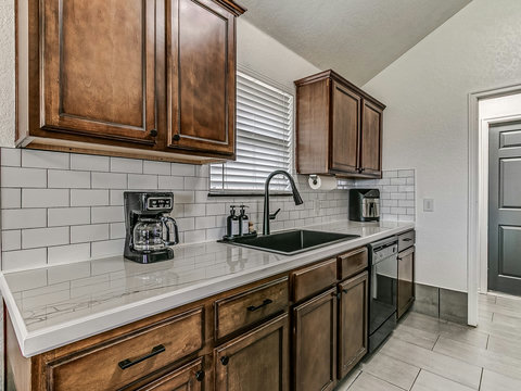 5917 SE 78th-26