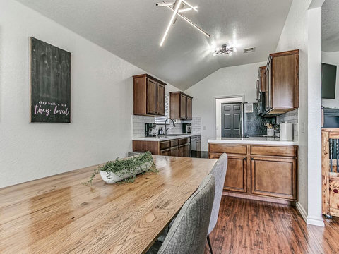 5917 SE 78th-23