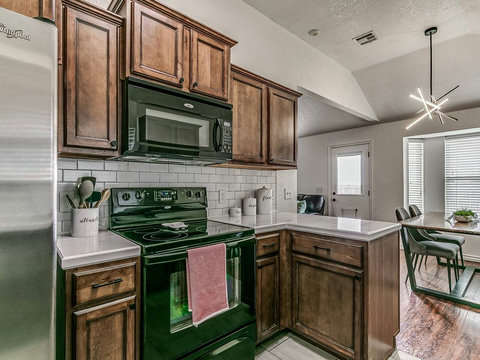 5917 SE 78th-32