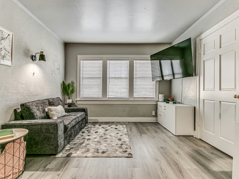 2801 N Walker-23