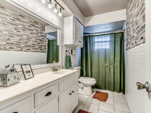 2801 N Walker-42