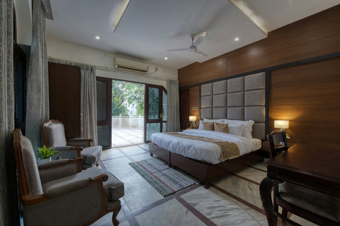 Fully furnished bedrooms for  comfortable nap.