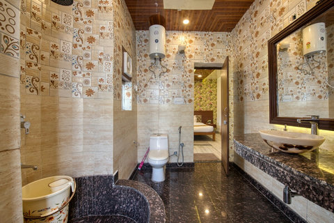 Attached washrooms to each bedroom